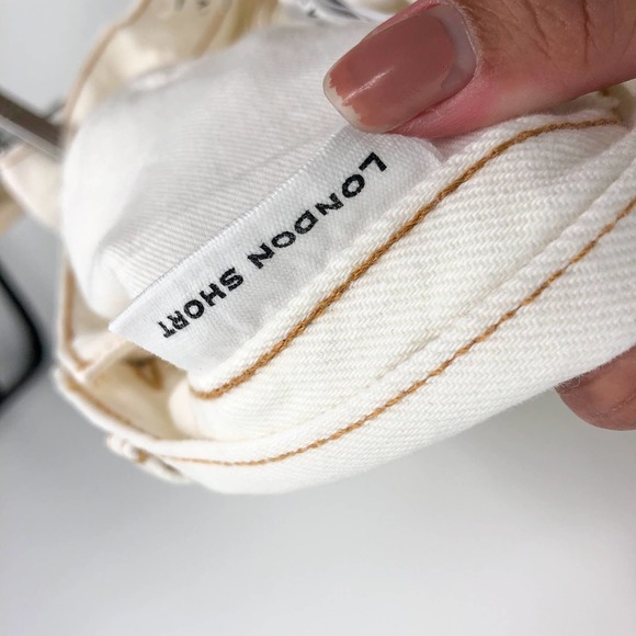 NWT SLVRLAKE London Relaxed Denim Shorts Ivory Size 28 High Rise - Picture 9 of 10